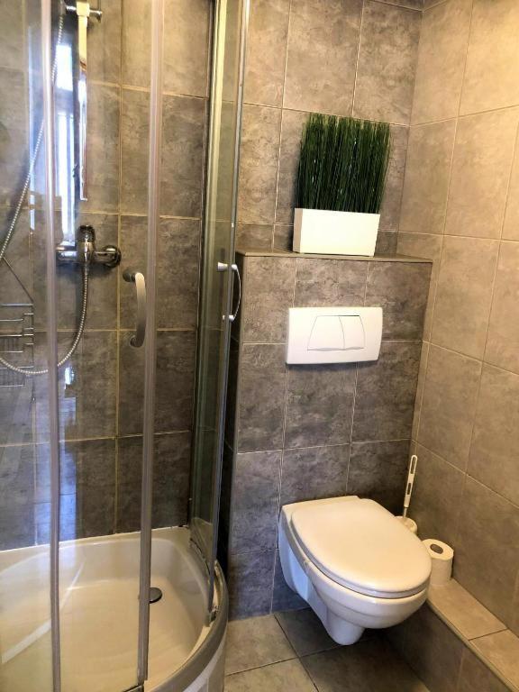 Wilcza 54 Prywatne Mieszkanie Z Balkonem W Centrum 400M Od Dworca Centralnego Samodzielne Zameldowanie! Self Check-In System! Varsovie Extérieur photo